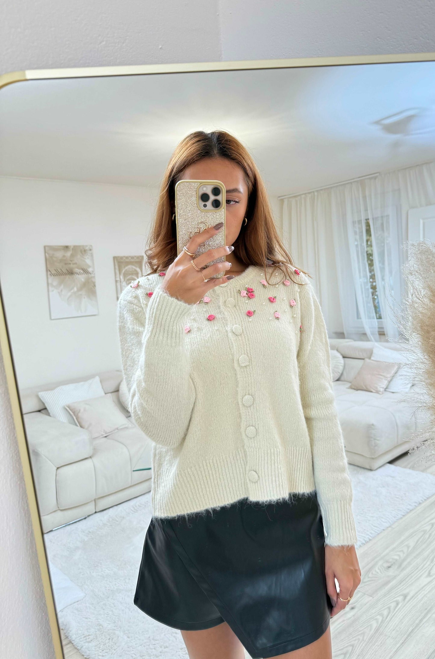 Blumen-Strickjacke