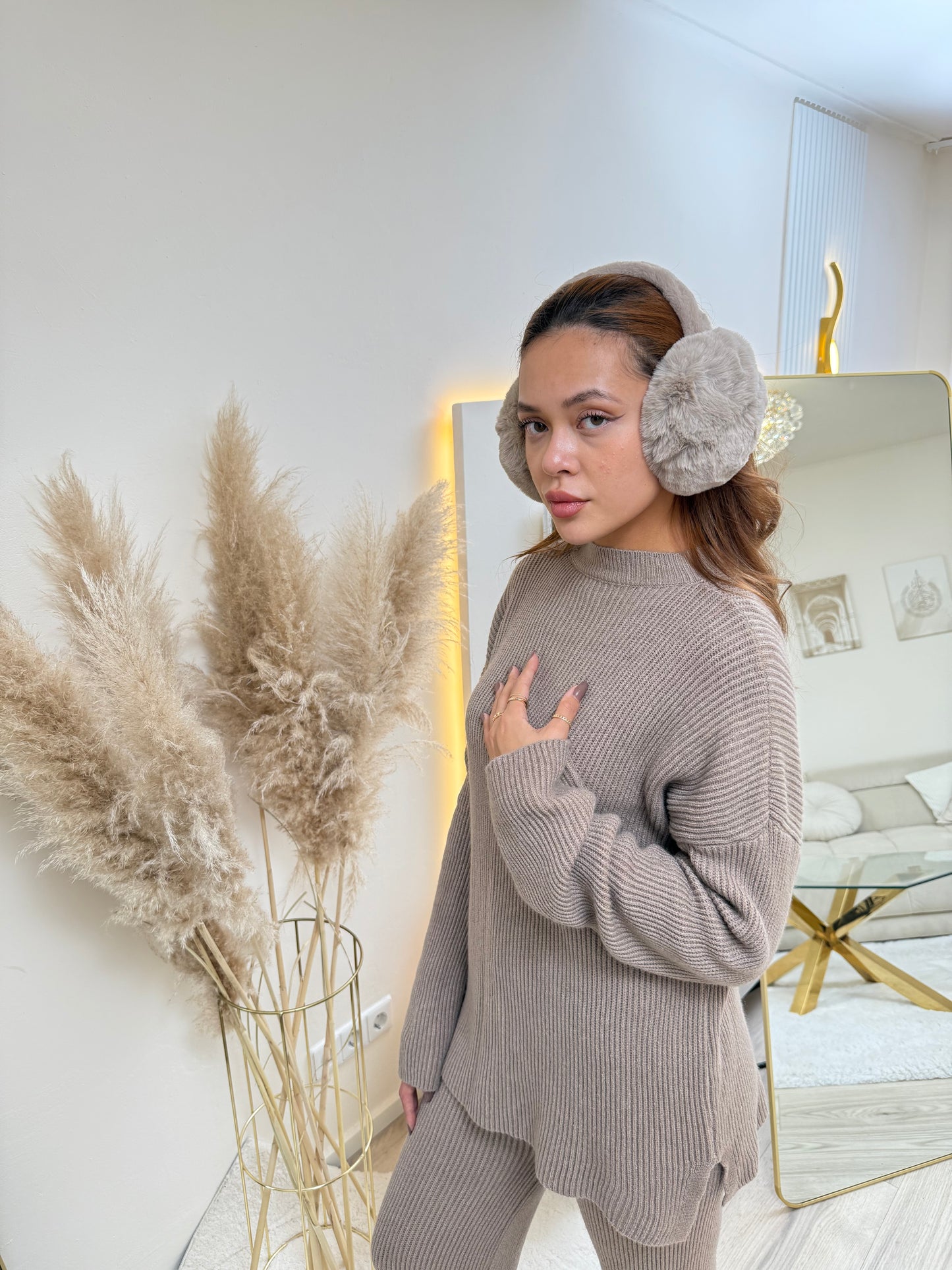 Taupe