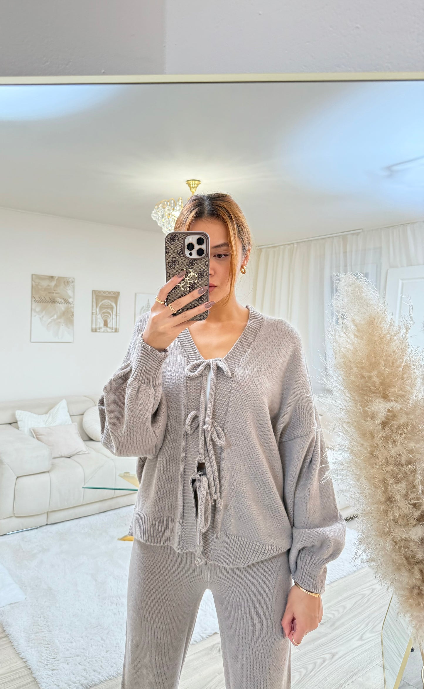 Taupe