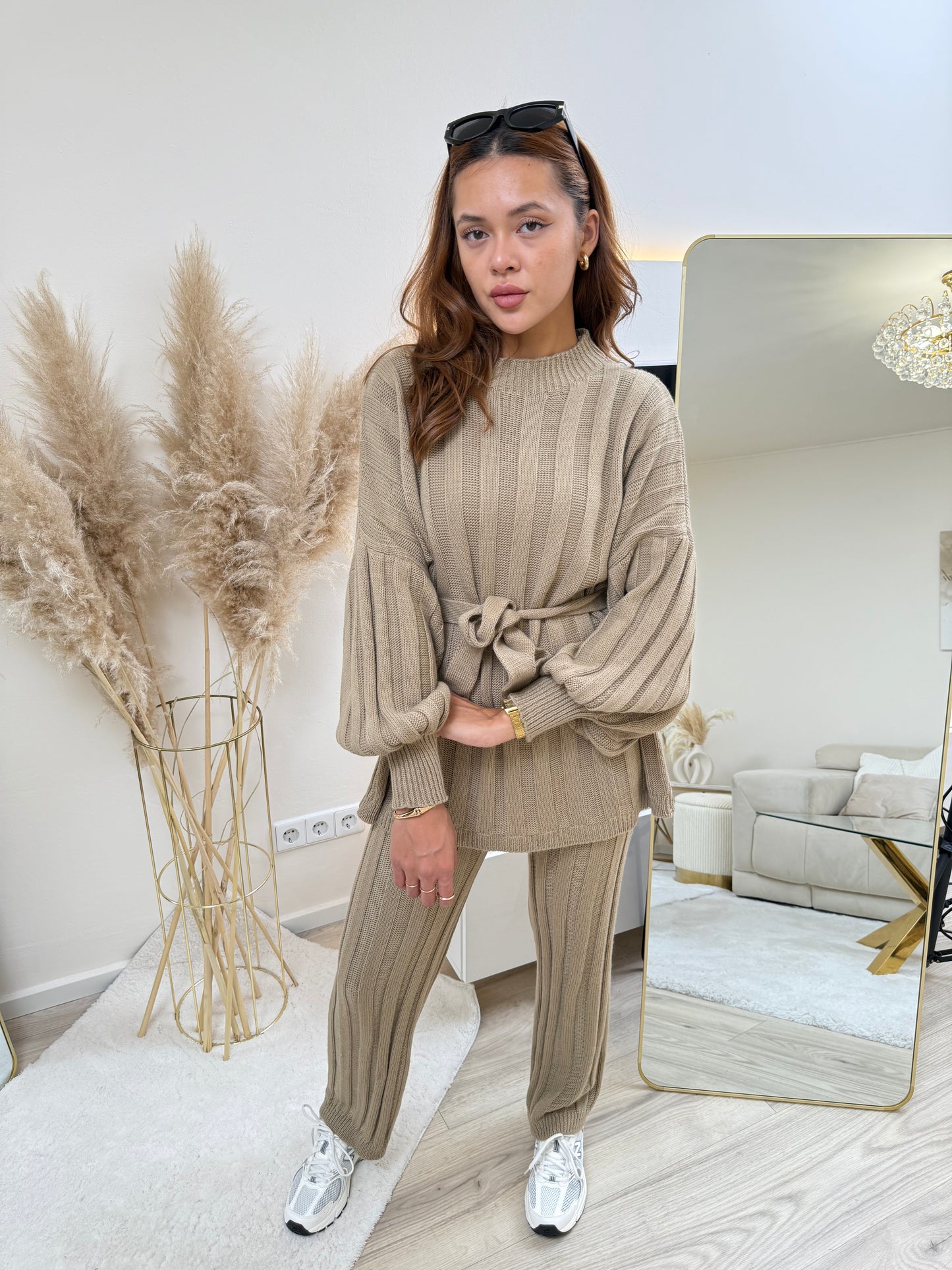 Taupe