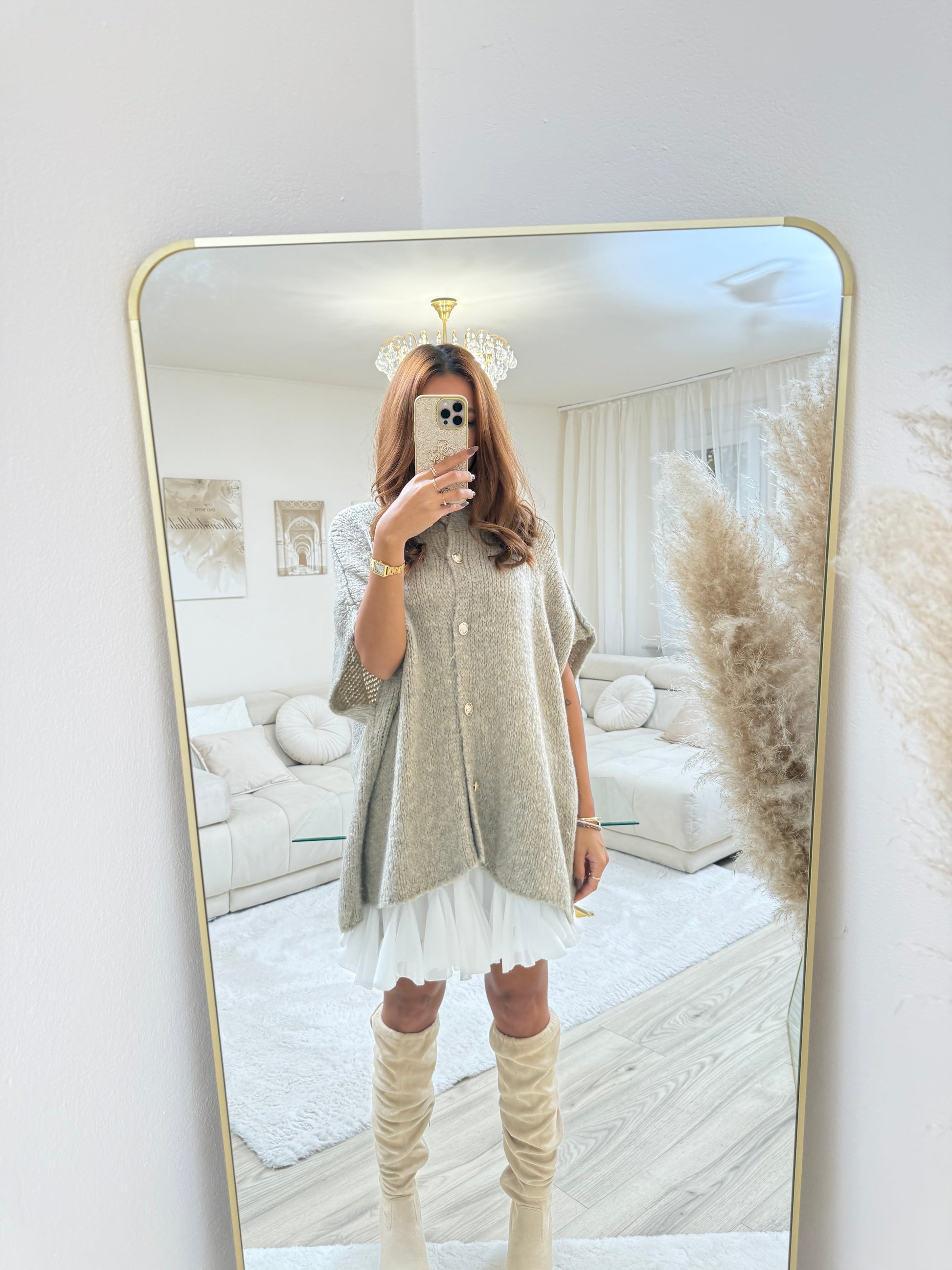 Taupe