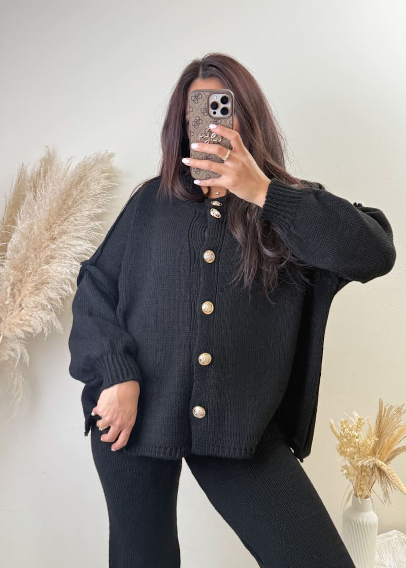 Set mit Goldknöpfen Schwarz