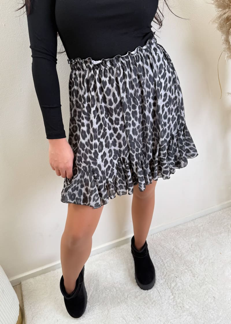 Rüschenrock Leo Grau