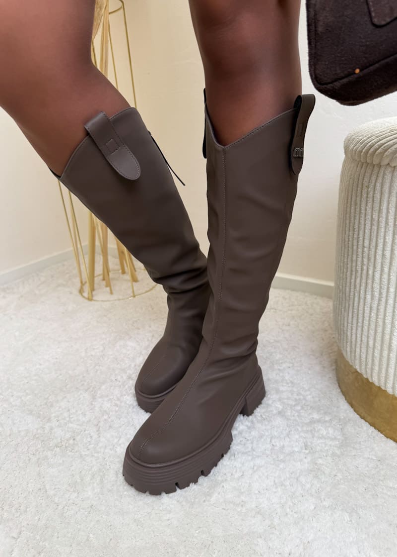 Lange Stiefel Braun