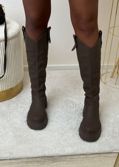 Lange Stiefel Braun