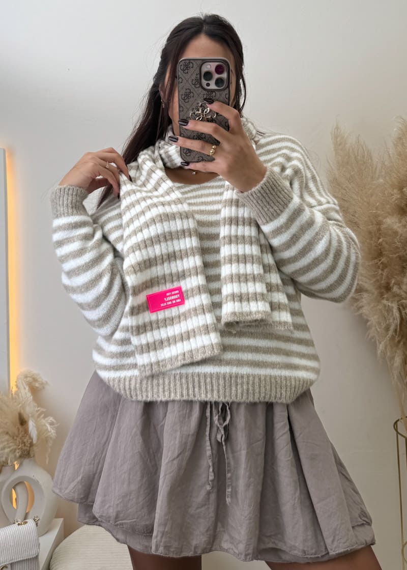 Streifen Pullover mit Schal Beige
