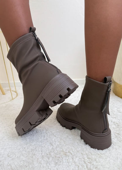 Stiefelette Braun