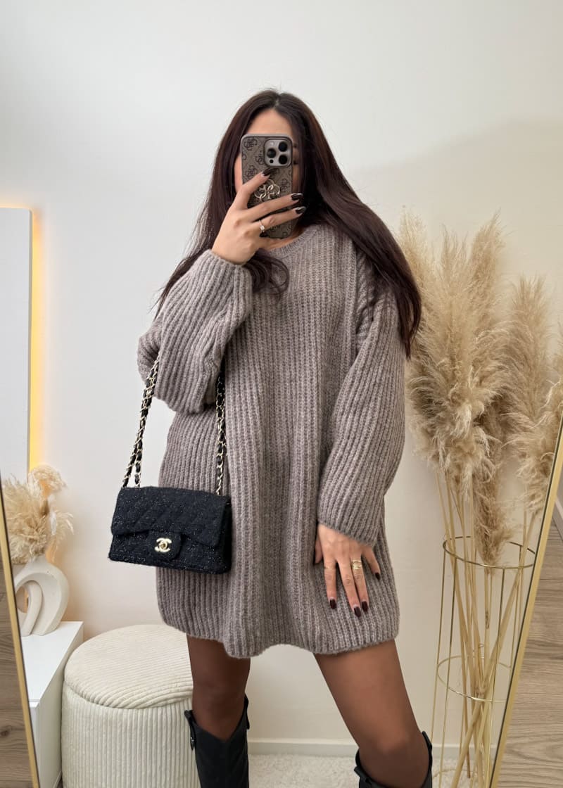 Langer Strick Pullover Hellbraun