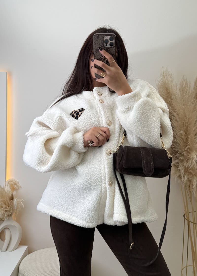 Teddyfell Cardigan Leoherz Weiß