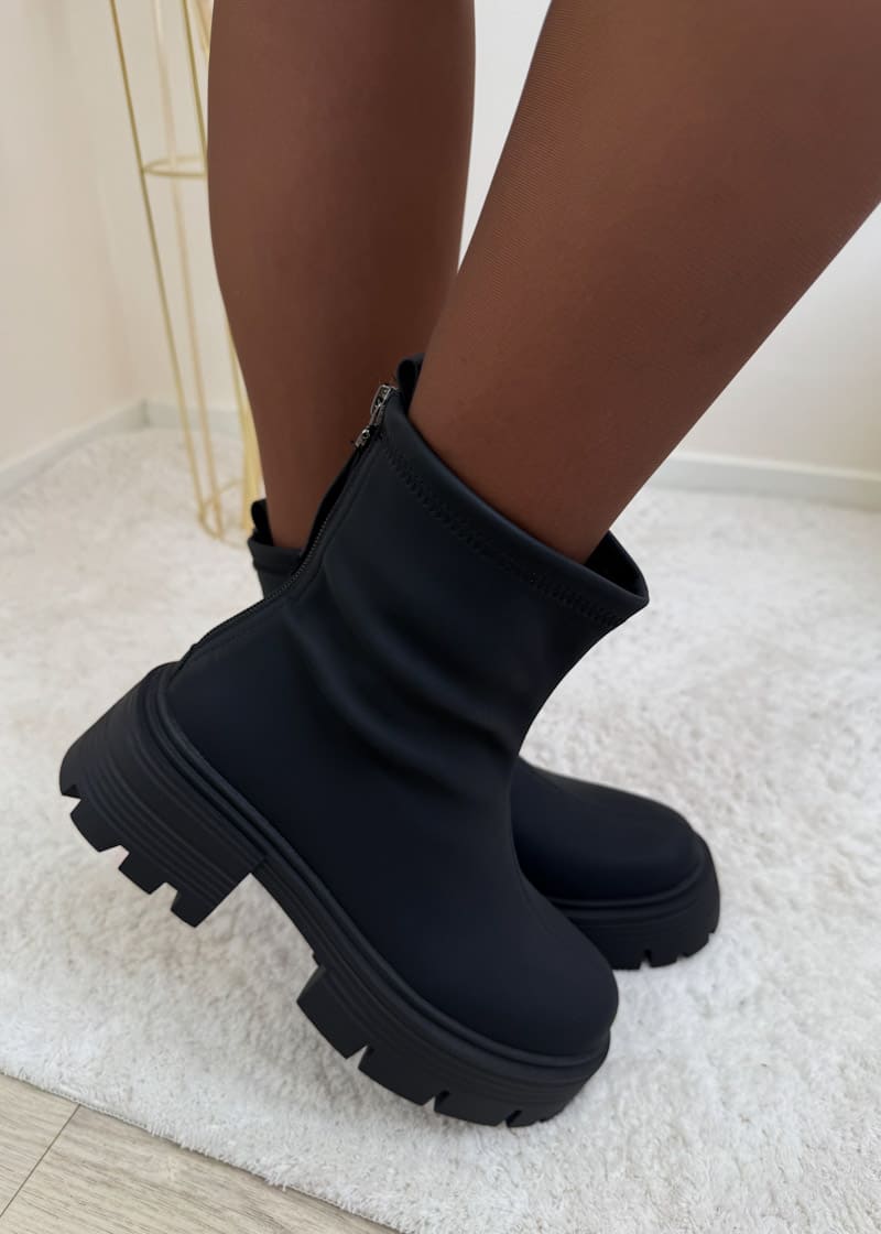 Stiefelette Schwarz