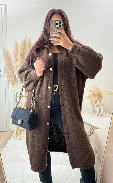 Langer Cardigan mit Goldknöpfen Braun