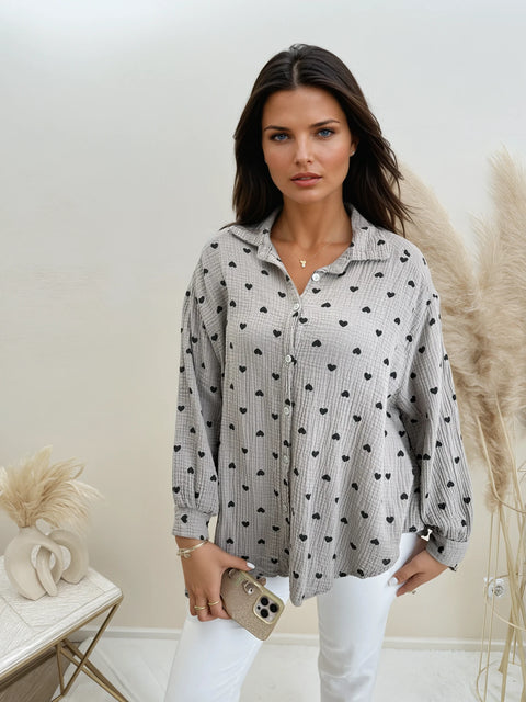 Musselin Bluse mit Herzen Print Taupe